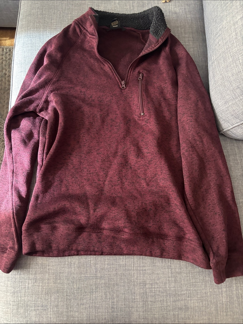 Women’s Zip-Up Sherpa-Lined Pullover Sweater in Burgundy